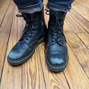 Perfectly Distressed Dr. Martens Smooth Leather 1460 Combat Style Boots W8